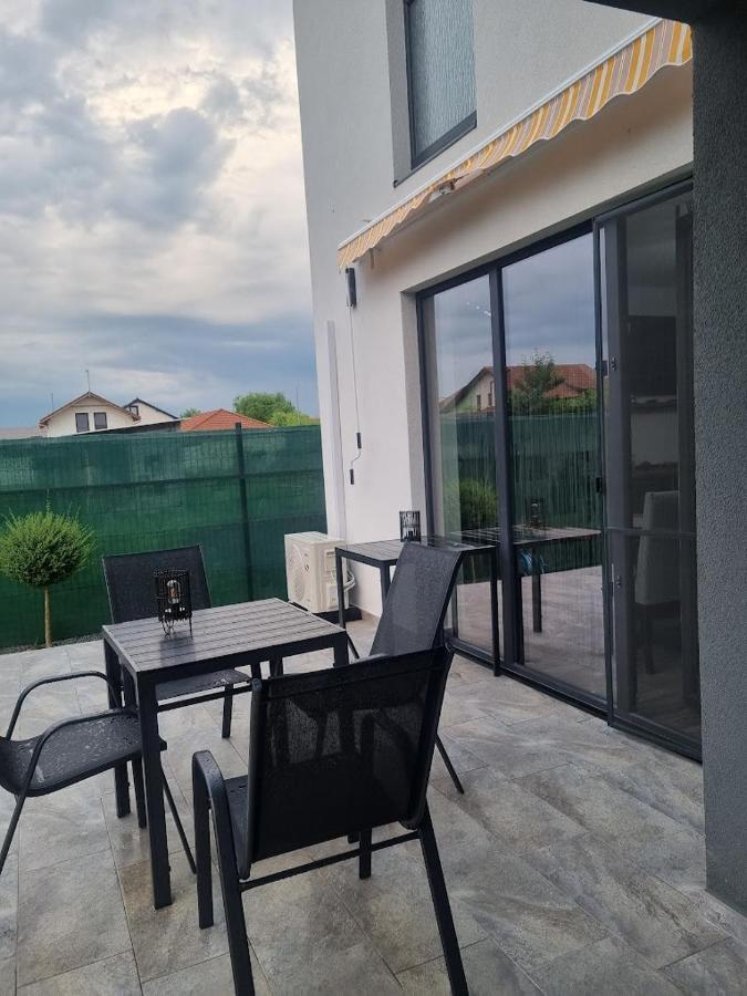 Armina'S Residence Dumbravita  Εξωτερικό φωτογραφία